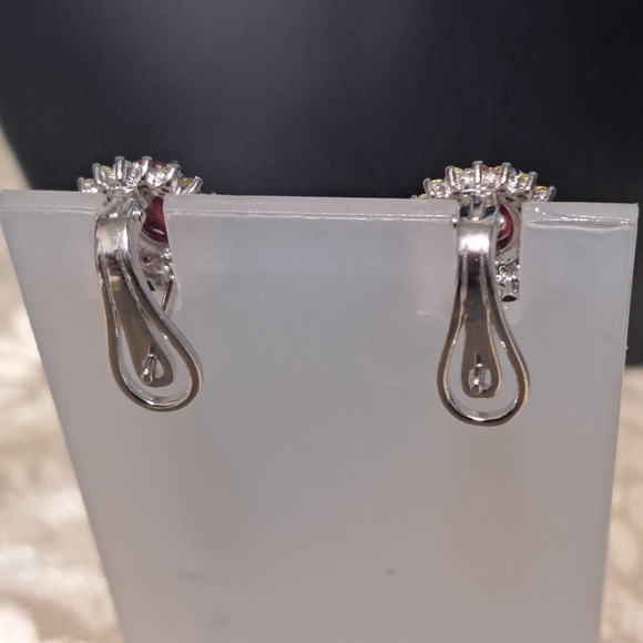 7x5mm Oval cut ruby w multicolored sapphire accent 925 w 14kwgp NWT - Picture 6 of 8